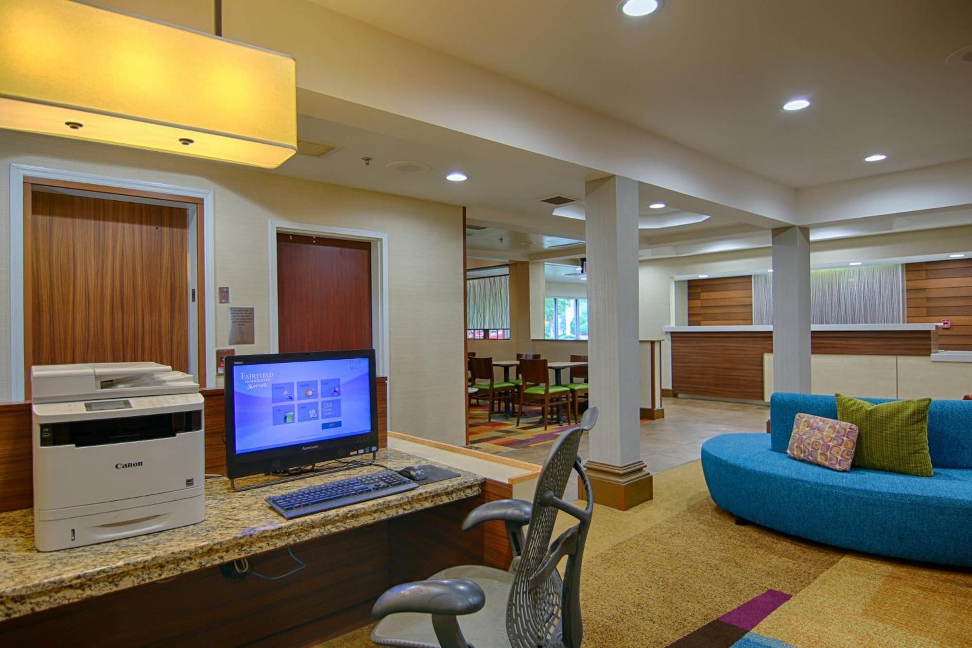Fairfield Inn & Suites Jacksonville Airport Exteriör bild