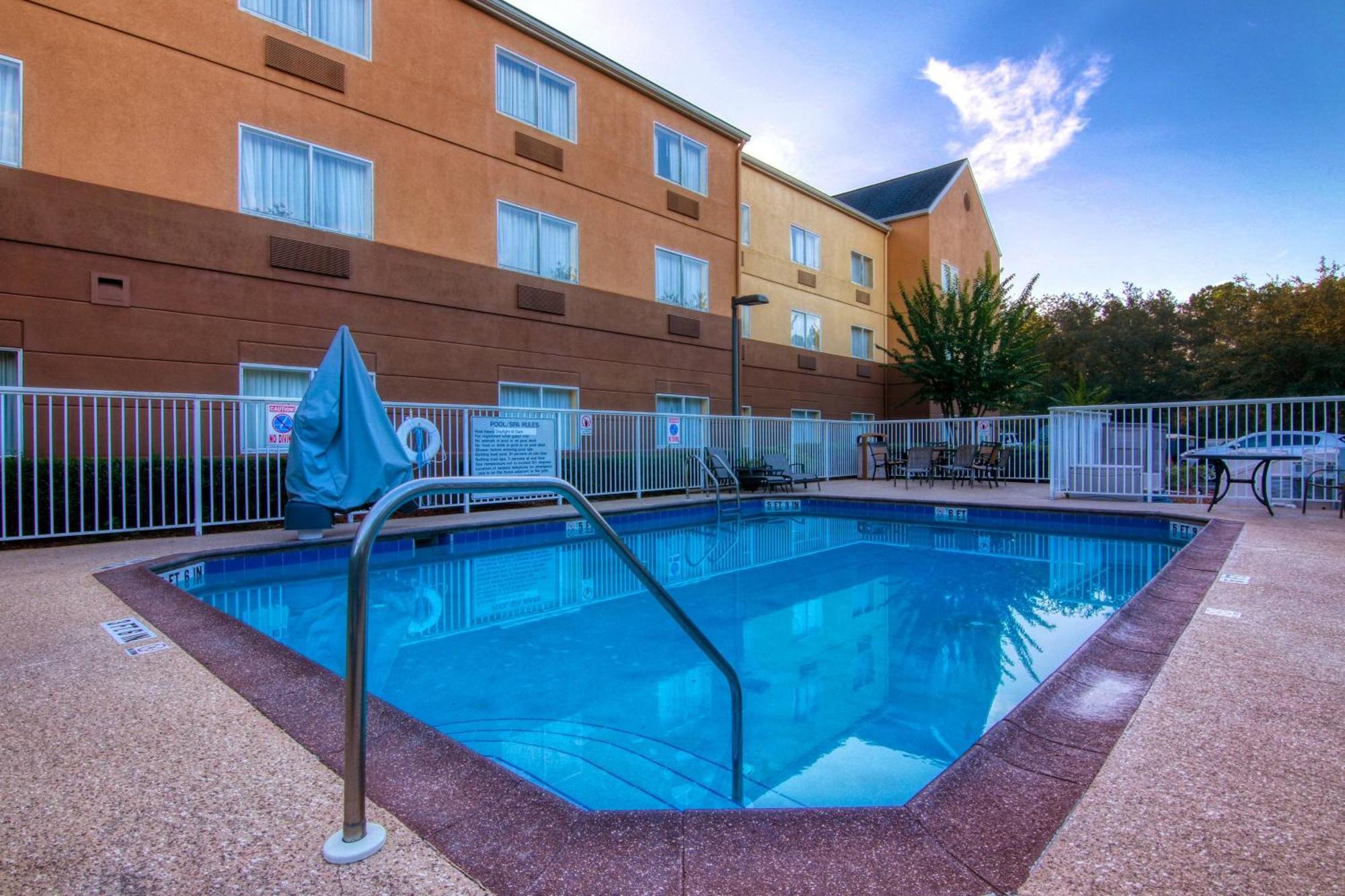 Fairfield Inn & Suites Jacksonville Airport Exteriör bild