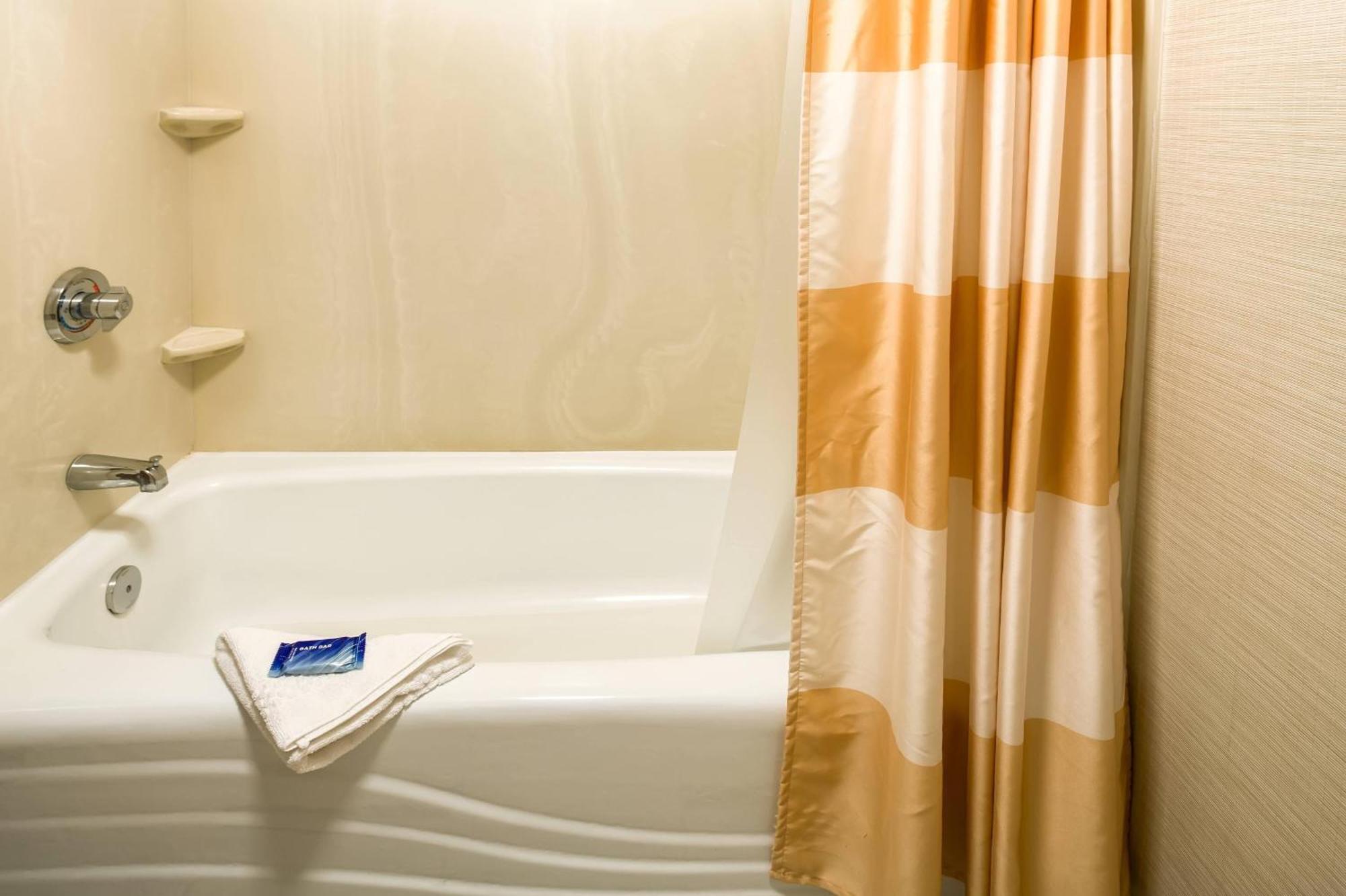 Fairfield Inn & Suites Jacksonville Airport Exteriör bild