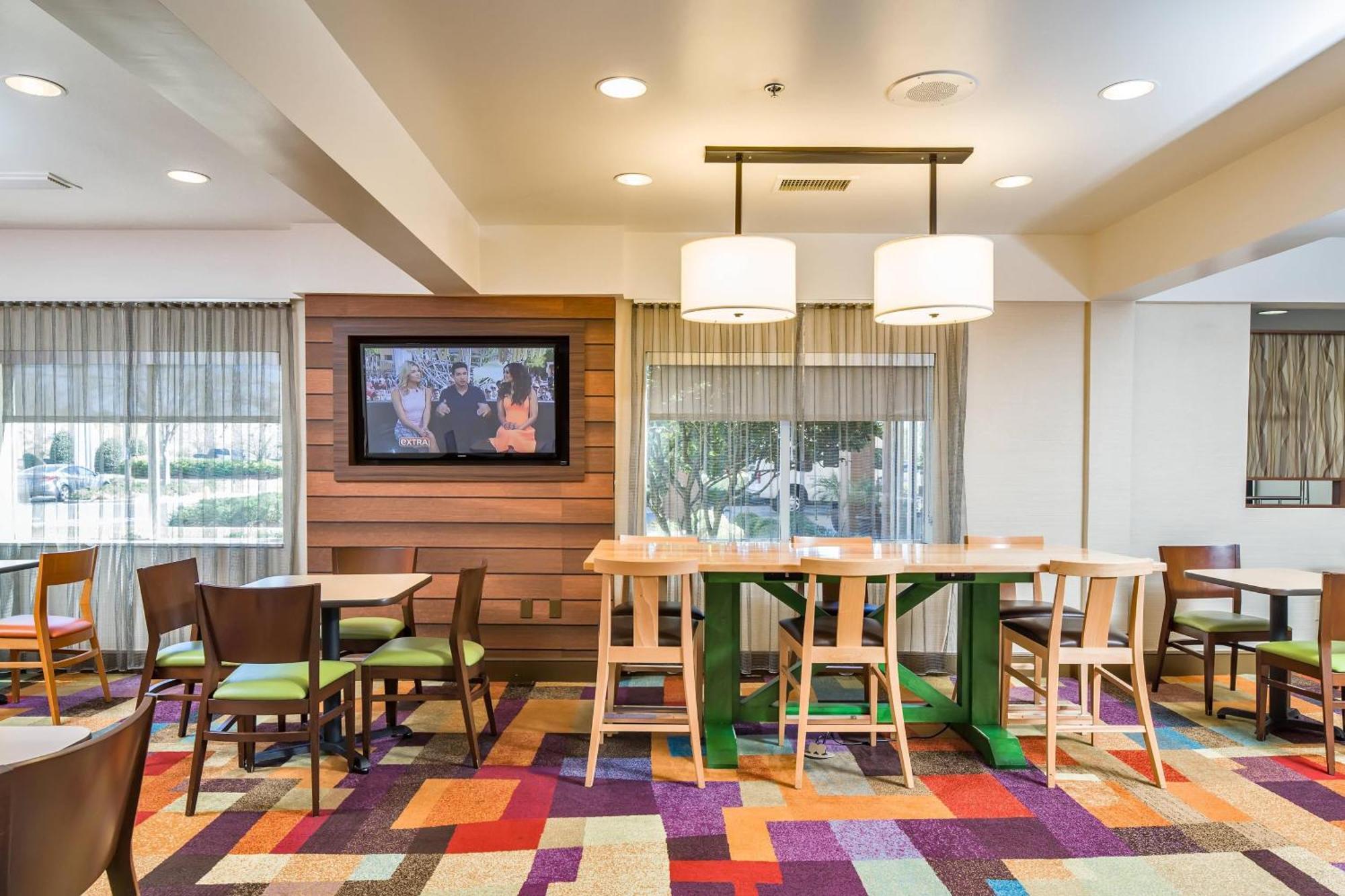 Fairfield Inn & Suites Jacksonville Airport Exteriör bild